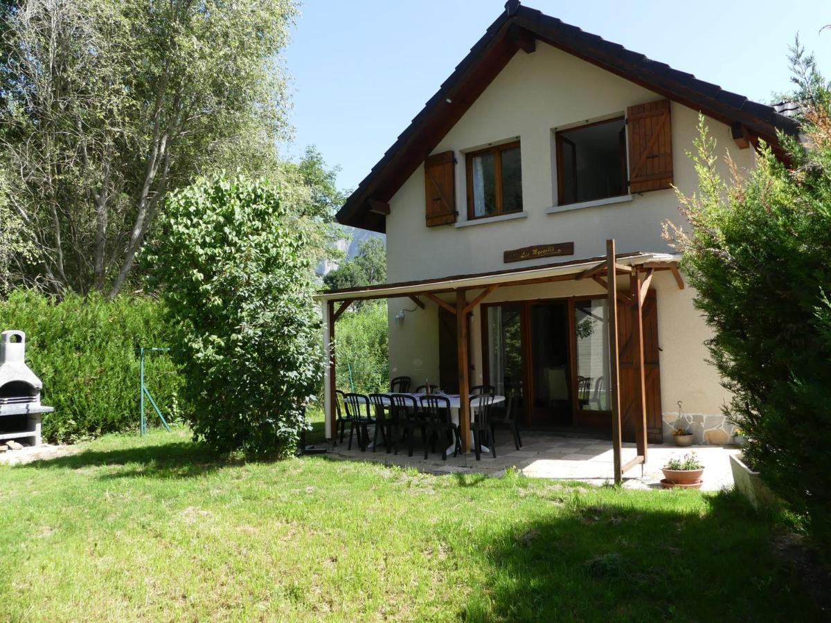 Chalet Les Myosotis Le Bourg-d'Oisans Luaran gambar